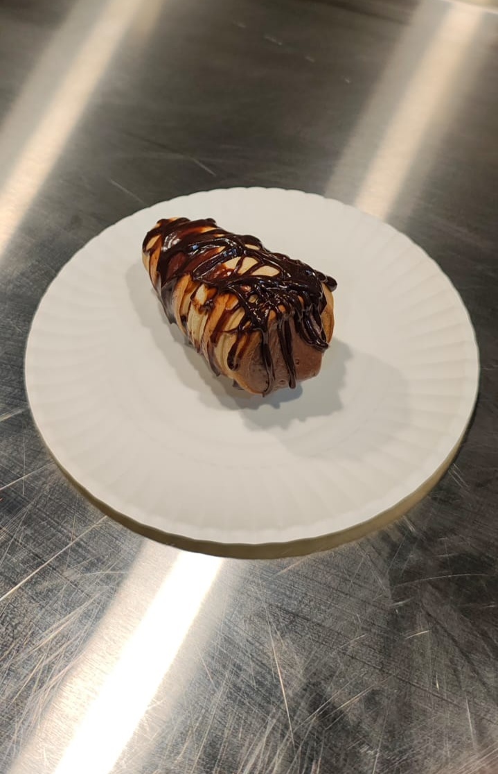 Cocoa Cream Rolls / 1 Piece