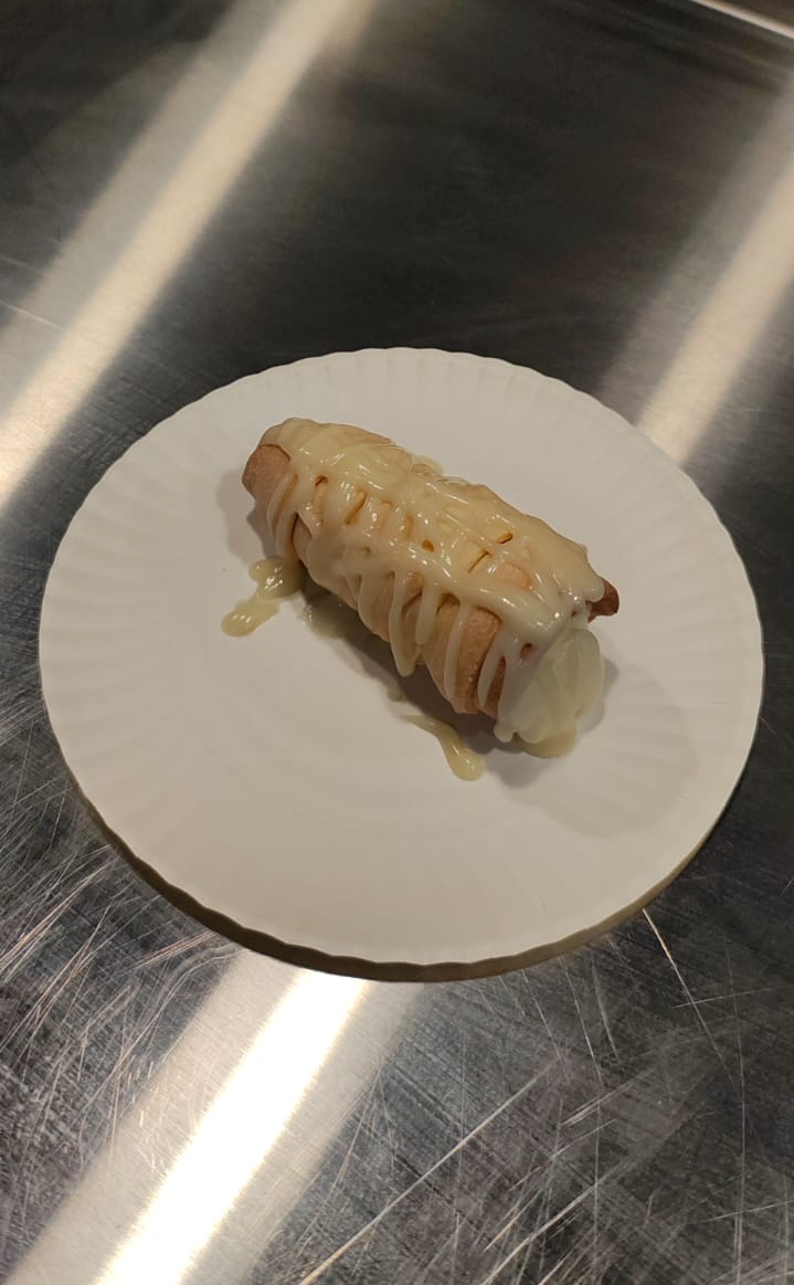 White cream rolls / 1 piece 